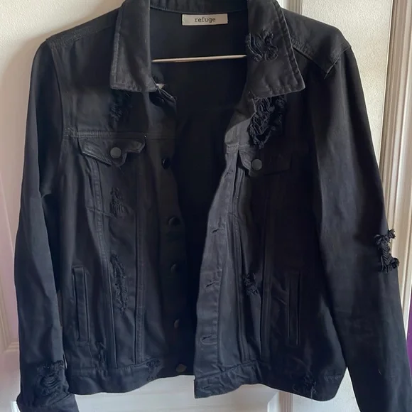 Refuge Distressed/Ripped Black Denim Jacket - Picture 2 of 5